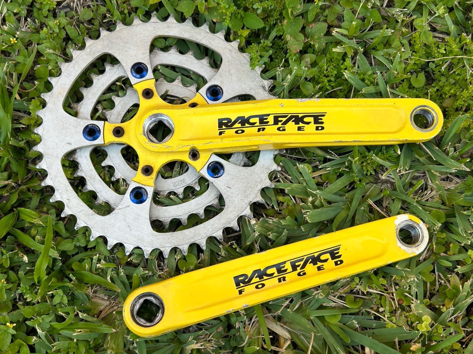 Vintage Race Face Turbine Forged Crankset YELLOW 175mm 22 32 42T SRP 90s MTB