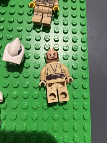 LEGO Star Wars Minifigure Lot Parts Clones Helmets Lando Inquisitor Qui Gon READ - Picture 13 of 13