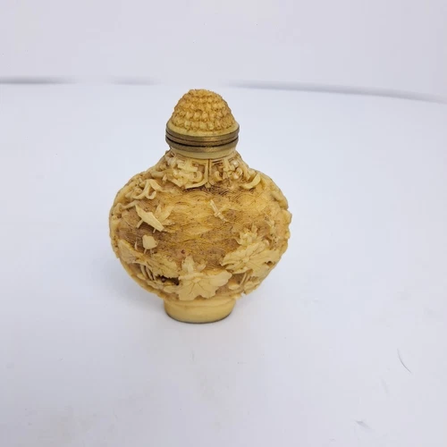 中国广泛细节白色 CINNABAR SNUFF 瓶。 2.5" - 第 3 张/共 7 张