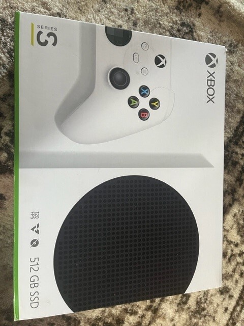 Microsoft Xbox Series S 512GB Video Game Console - White - Picture 8 of 8