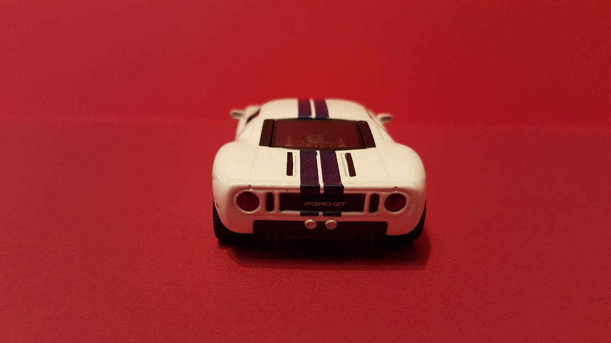 Ford GT40: Wir bauen ihn - als Modellauto in 1:8 von DeAgostini (Update) @ - Das Auto Magazin