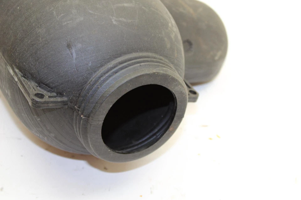 Silenciador de admisión 90 Sea-Doo SP OEM 290825690 B133 Foto 2 de 4