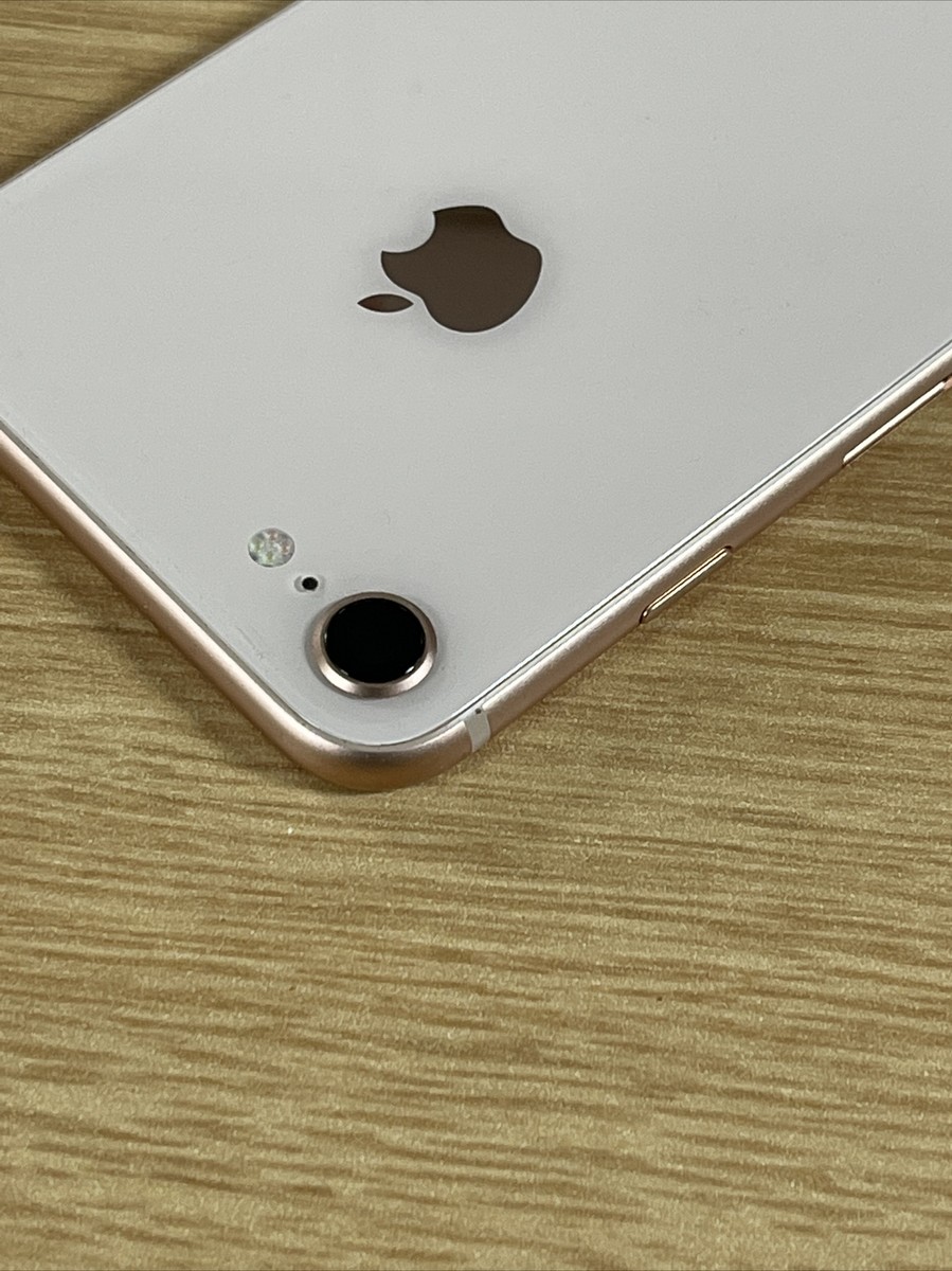 iPhone8 ゴールド 美品 31gvpX+RvEL.jpg