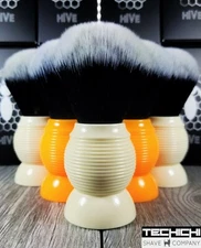 Techichi Shave Hive Synthetic Tuxedo Beehive 26mm Shaving Brush