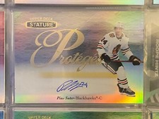 Pius Suter 2020-21 Upper Deck Stature Proteges Auto #P-10 Chicago Blackhawks