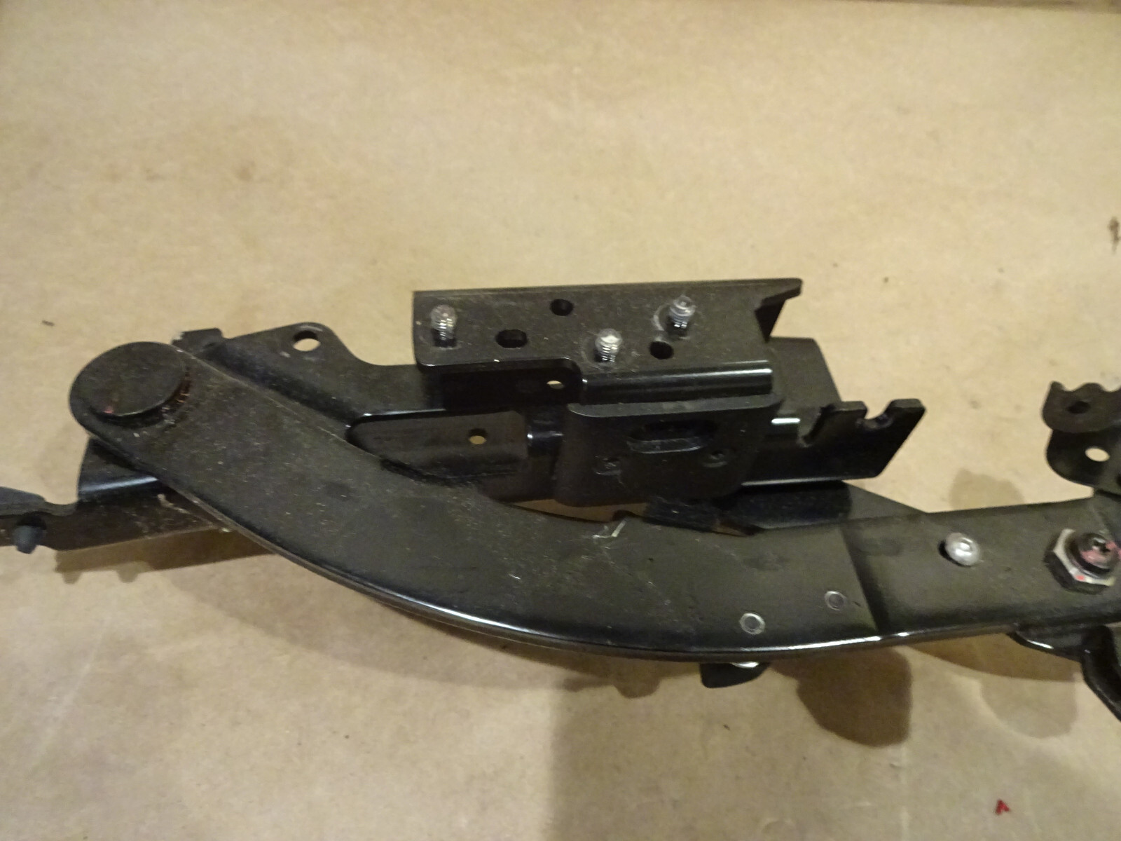 Ferrari California - Part Of RH Rear Roof  Kinematic /Hinge  P/N 86545900