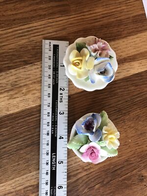 Zwei Royal Doulton Flower Floral Bone China Körbe