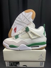 Jordan 4 SB Pine Green