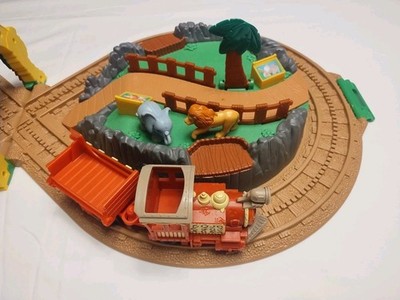 2006 Fisher Price Geo Trax Storage Set On The Go Zoo W/ Train & Animals TARGET