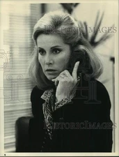 1988 Press Photo Stefanie Powers in a scene from "Deadly Vows" - nop66730