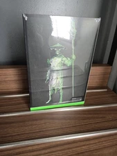 SDCC 2025 Exclusive Mortal Kombat 11 Raiden & Sub-Zero GITD Gold Label 