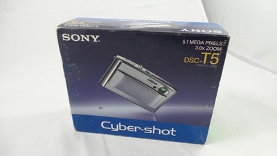 Vintage Sony Cybershot 5,1-MP-Digitalkamera   3xer Zoom   silber (DSC-T5/S)
