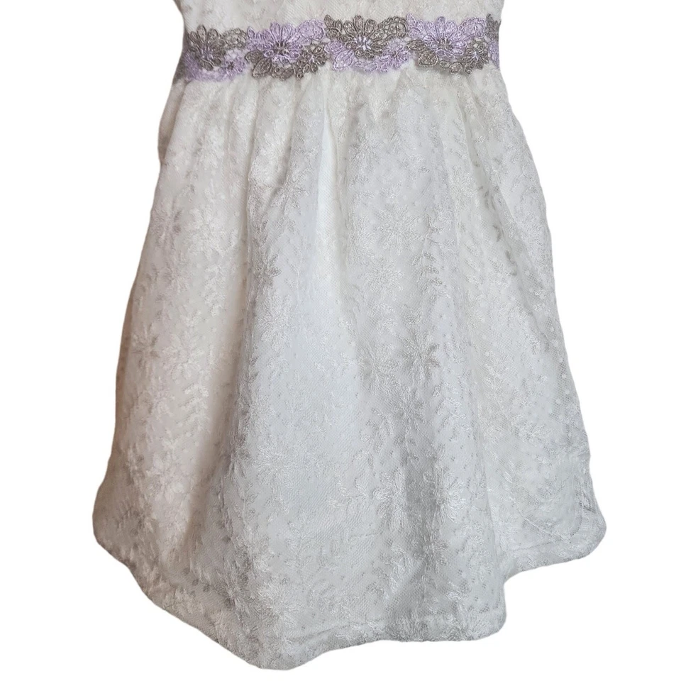 Vestido Laura Ashley 3T Formal Encaje Superpuesto con Faja Púrpura Foto 3 de 4