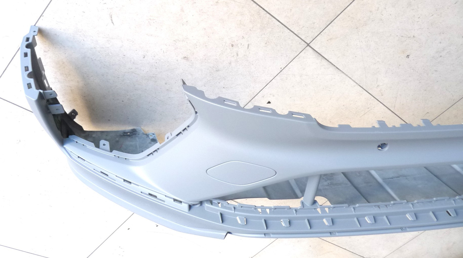 2021-2023 Bentley Bentayga Speed Gen 2 BY636-2 Front Bumper Cover 36A807103D OE2