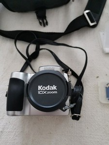 Kodak EasyShare Z710 Digital Camera with sd card 1gb