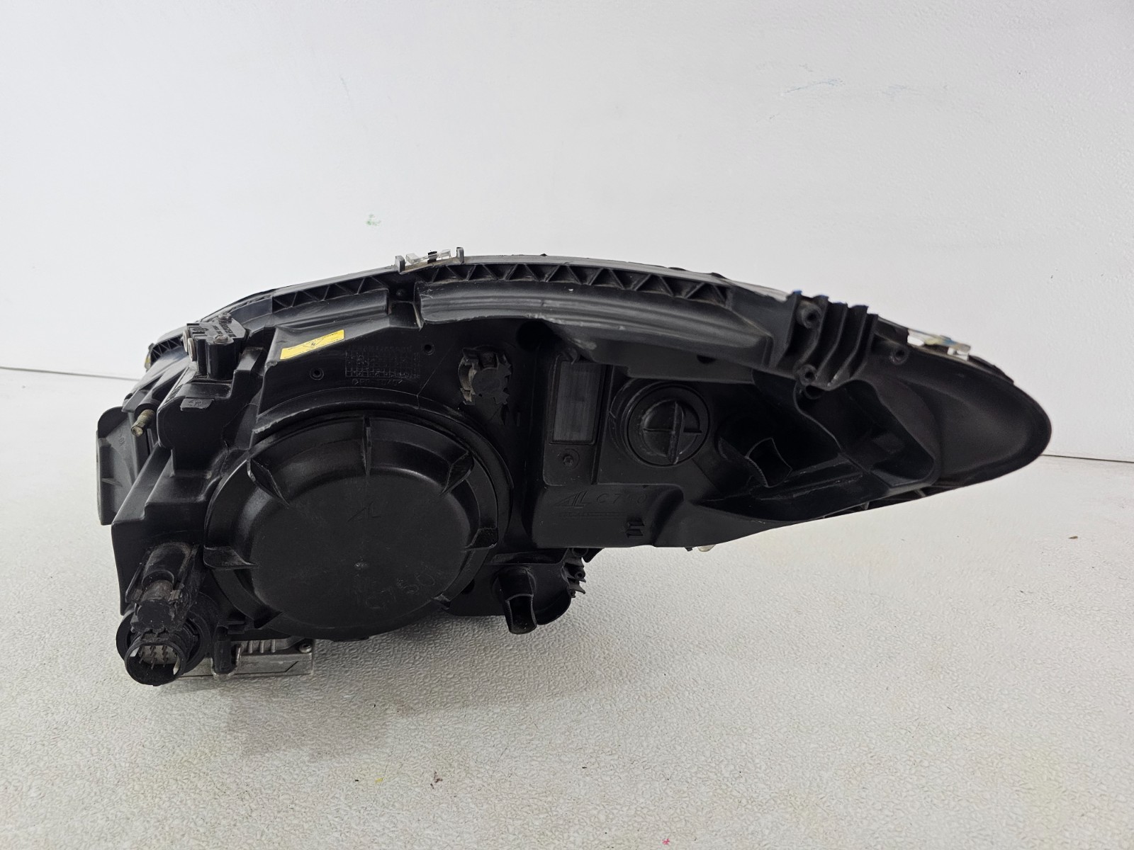 13 15 17 2013-2017 MASERATI GRANTURISMO GT 294586 RIGHT HID XENON HEADLIGHT OEM