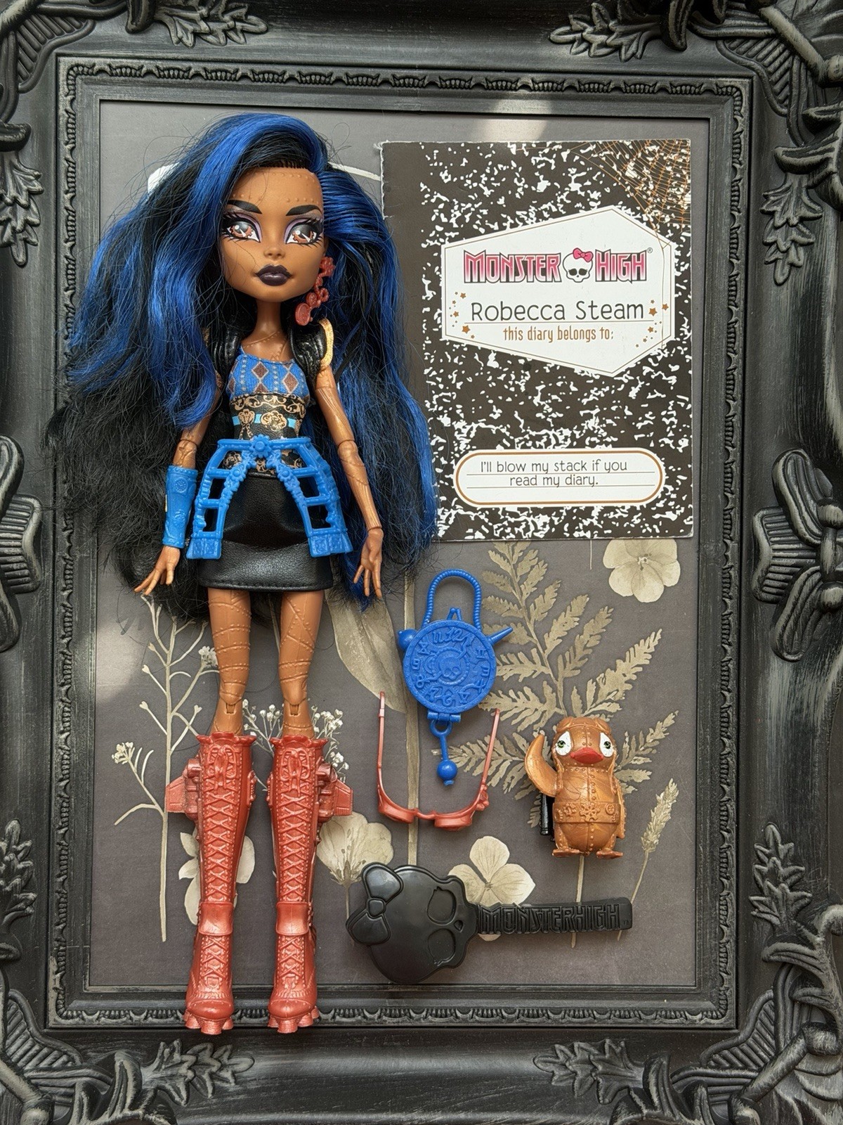 Mattel Monster High Robecca Steam First Wave 2011 Doll Compl