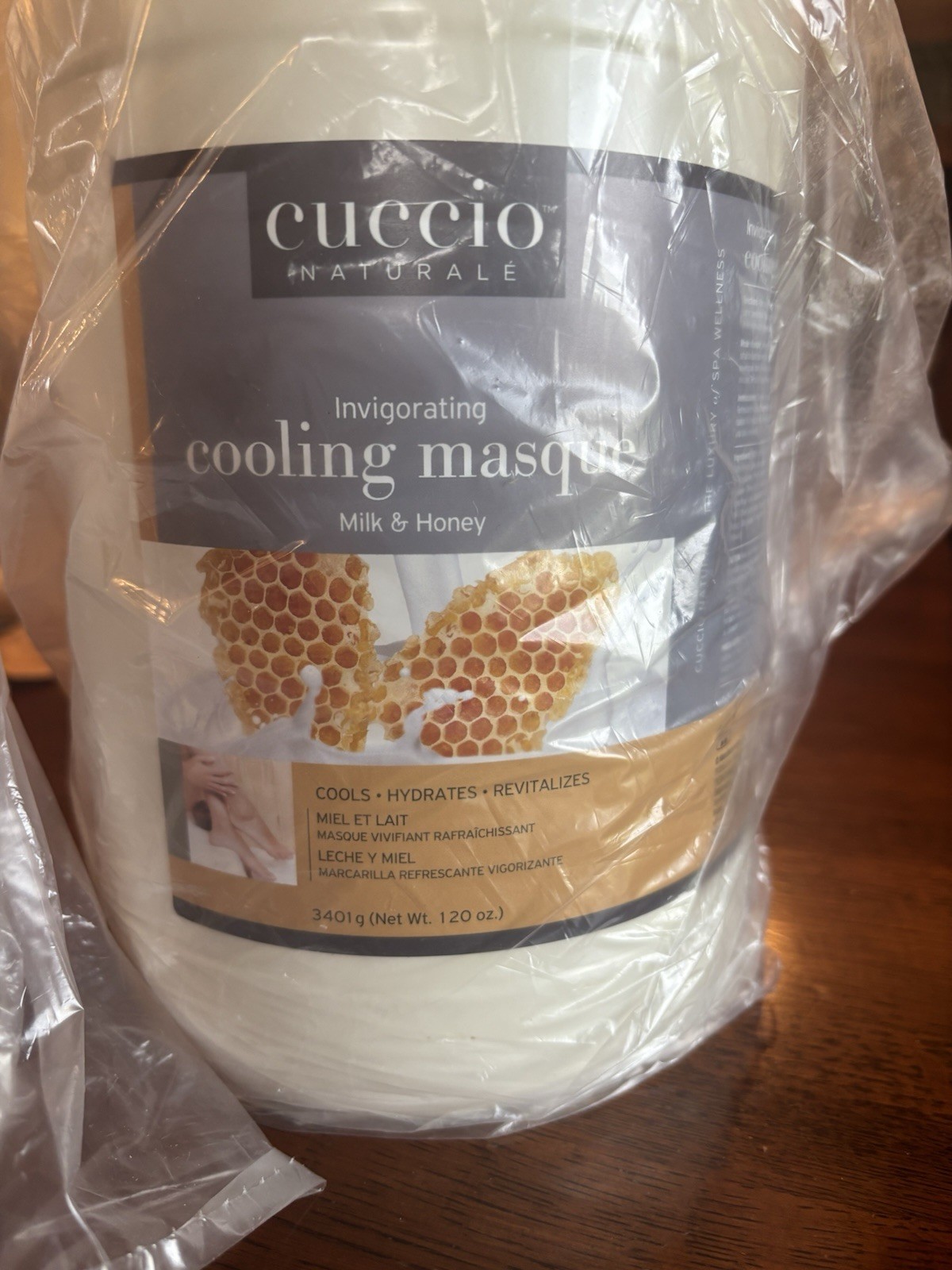 Cuccio Cooling Foot Mask