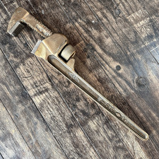 Ampco W-212 Non Sparking Bronze 14" Pipe Wrench Spark Proof 2 1/4" Jaw Opening