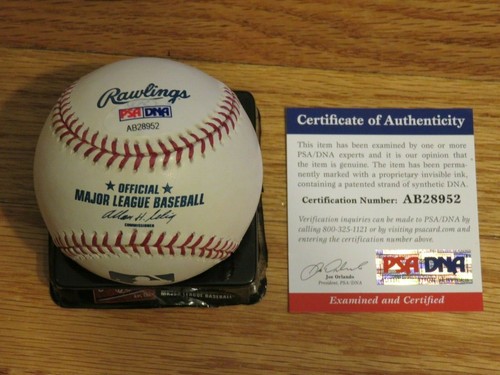 HOFer TOMMY LASORDA signed LOS ANGELES DODGERS Major League Baseball PSA AB28852 - Picture 2 of 2
