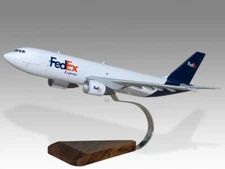 Airbus A300 B4 FedEx Desk Wood Airplane New Model Small Scale 1/150