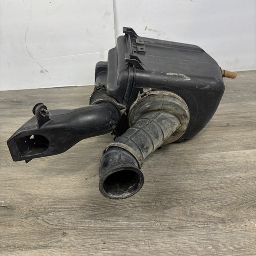 2002 Suzuki Vinson 500 LT-A 500F Air box Airbox Housing 13700-03G00 - Picture 3 of 7