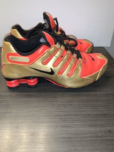 all red nike tennis shoes