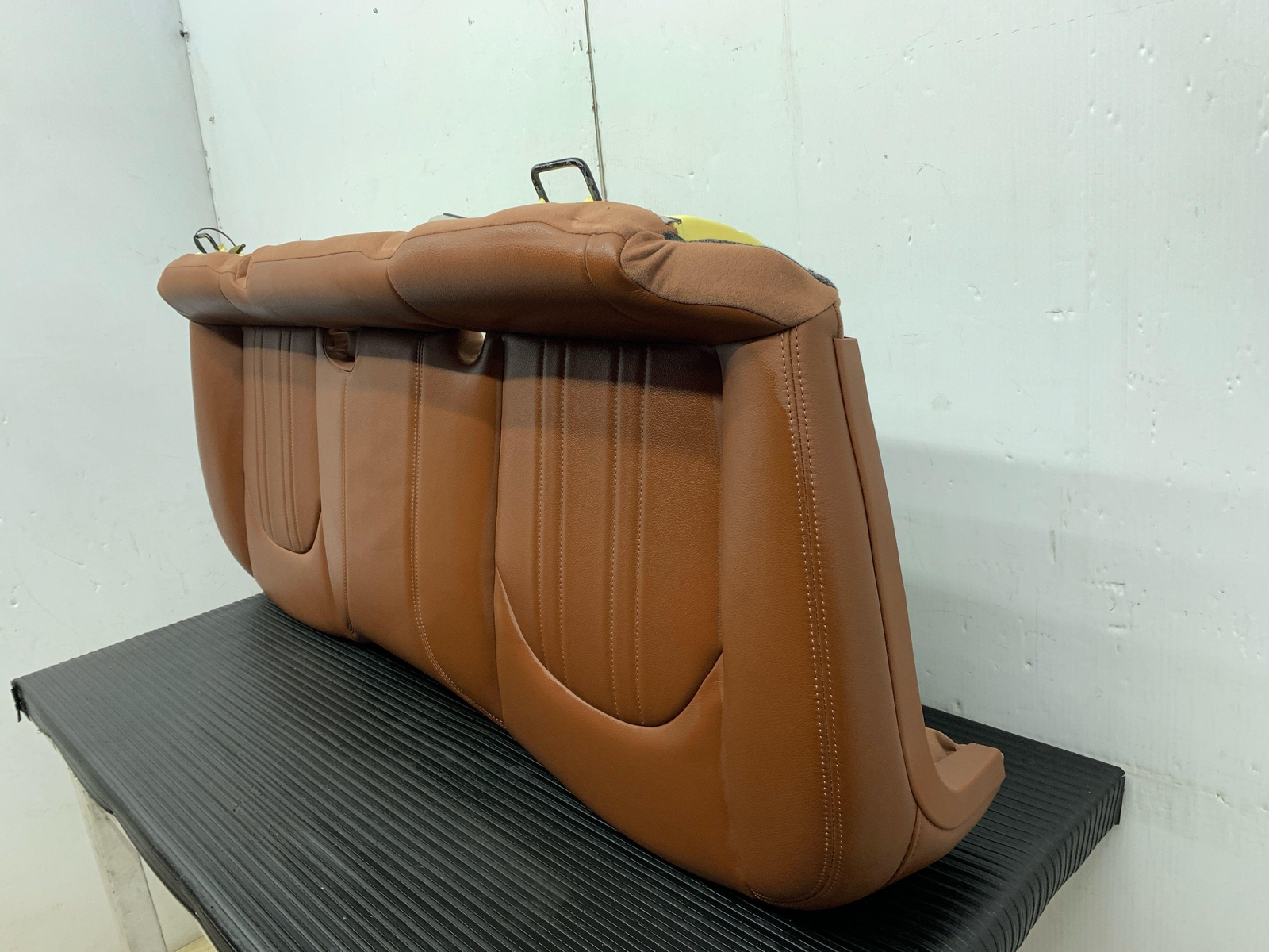 2017 - 2020 MASERATI LEVANTE M161 REAR SEAT COMPLETE LOWER SEAT CUSHION