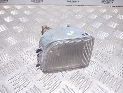 Volkswagen PASSAT B4 1994 Vorne links Nebelscheinwerfer vorne 3A0953155 UST89016