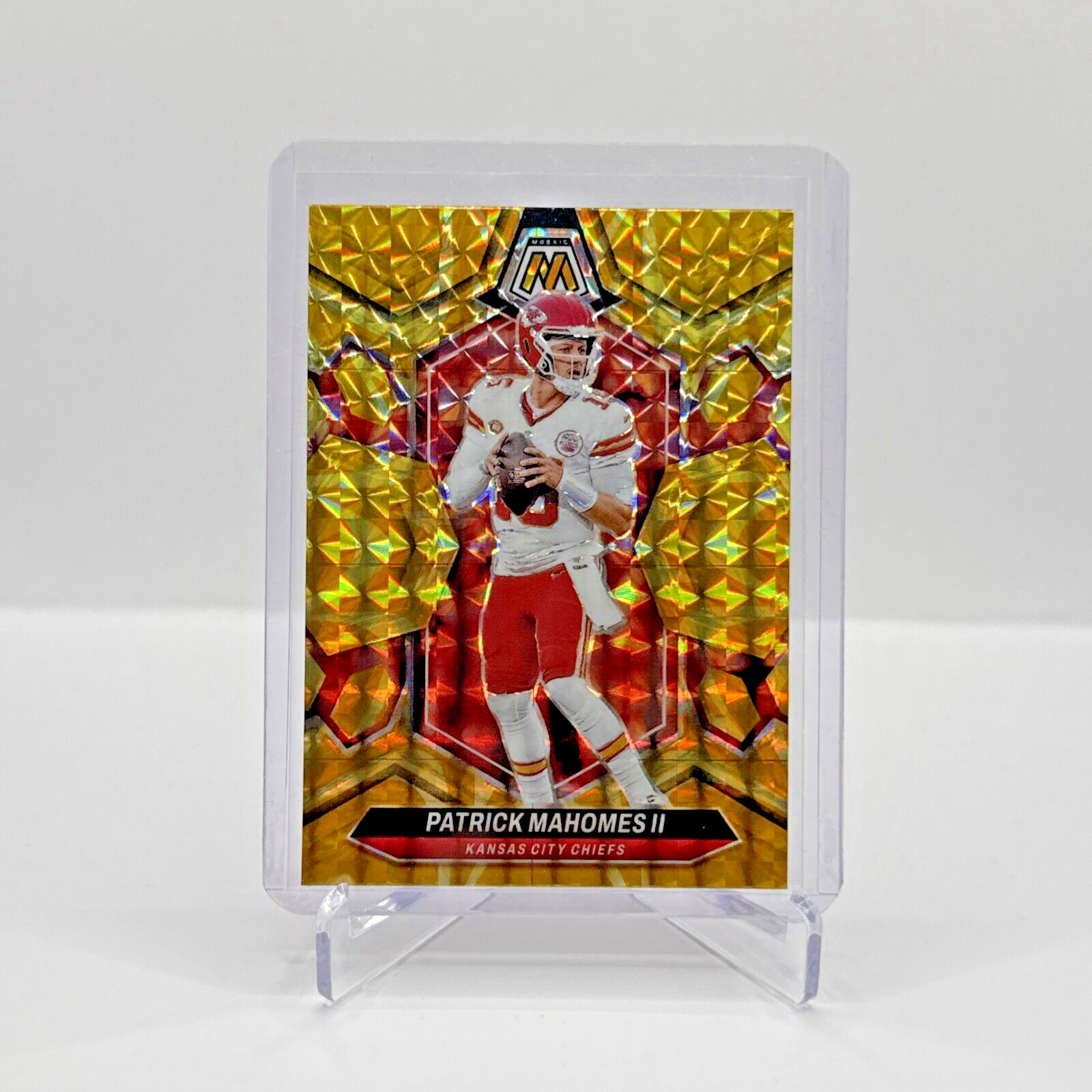 PATRICK MAHOMES II 2024 Panini Mosaic Chiefs Reactive Yellow Prizm Card #106