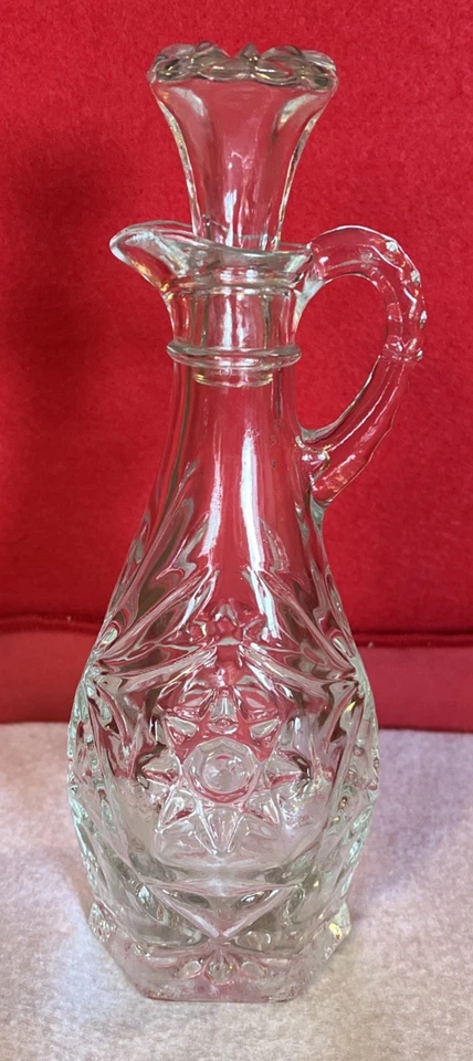 VTG. Anchor Hocking Early American Prescut Glass Oil Or Vinegar Cruet W/ Stopper - Image 3 of 4