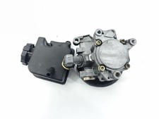 Pompe direction assistée Mercedes 208