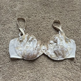 Victoria's Secret Angel 36D White Floral Lace Embroidered Underwire Bra