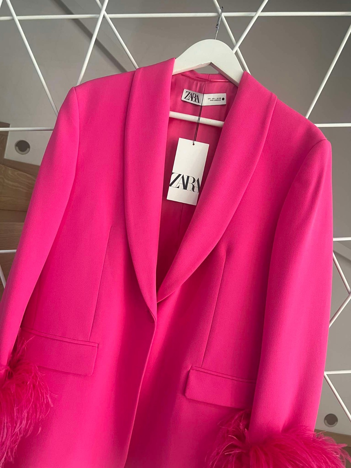 A071 LIMITED EDITION ZARA STRAIGHT BLAZER JACKET WITH FEATHERS PINK COAT - S image 8