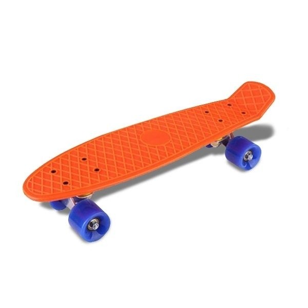 Skateboard à 4 roues pour trajets entre campus universitaire et skatepark local