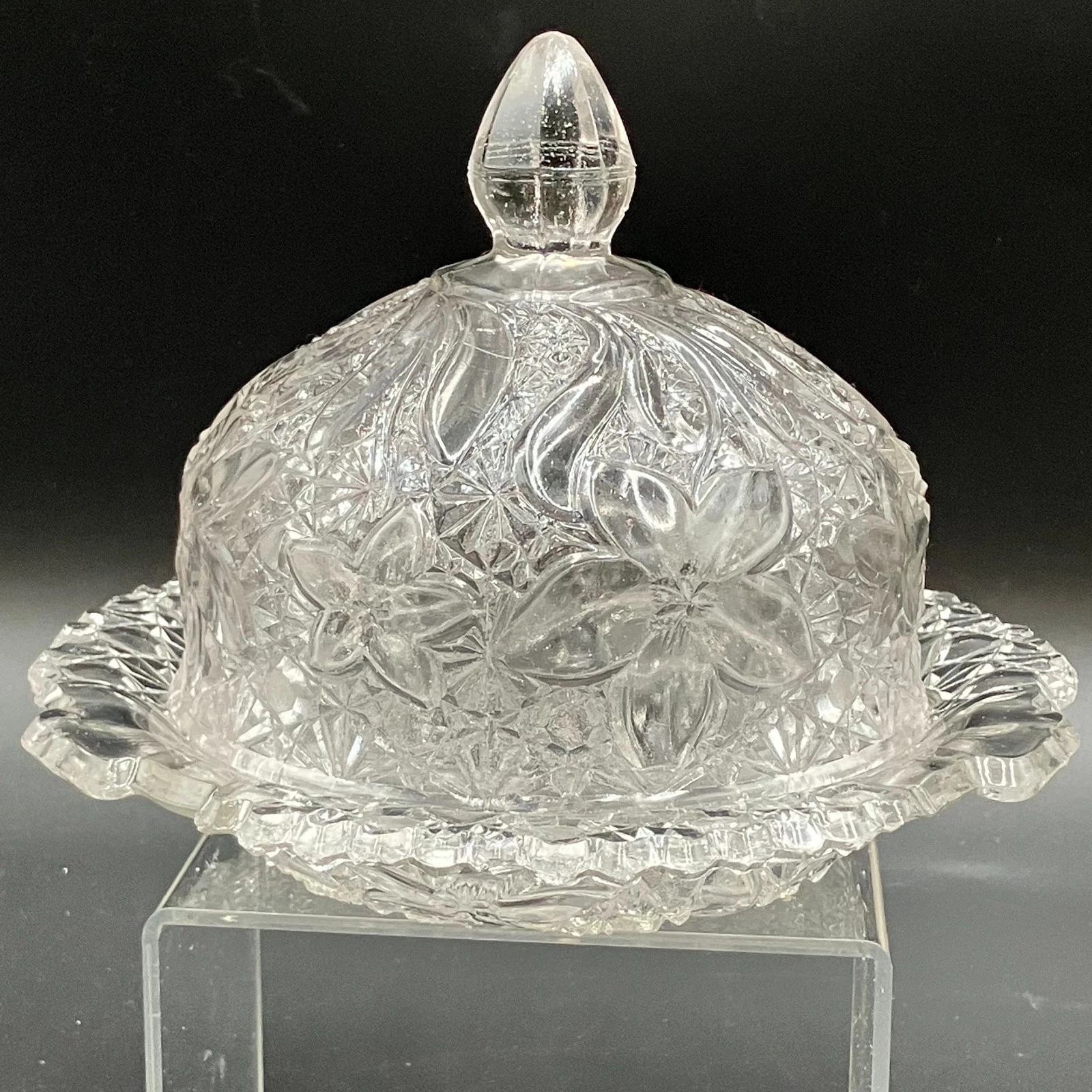 Indiana Glass EAPG Daisy & Button Narcissus Covered Butter Dish Circa 1910