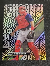 2017 Topps High Tek - Ivan Rodriguez #HT-IR Pattern 2 Blackout