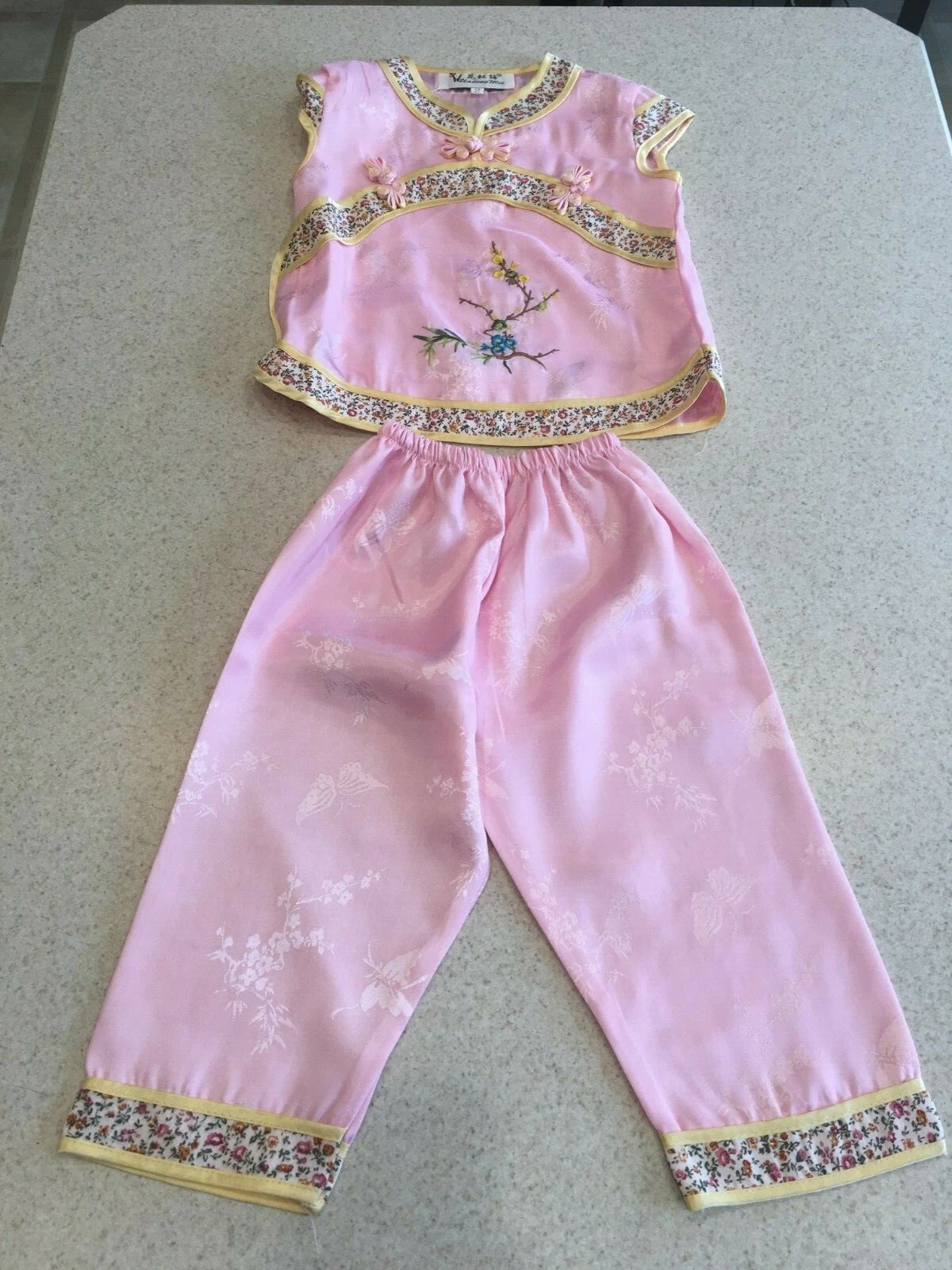 Authentic Uahong Mei Chinese Children's Outfit Girls Size 2 NICE!!!!