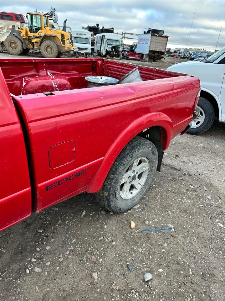 Used Front Left Disc Brake Caliper fits: 2001 Ford Ranger Front Front Left Grade - Image 3 of 4