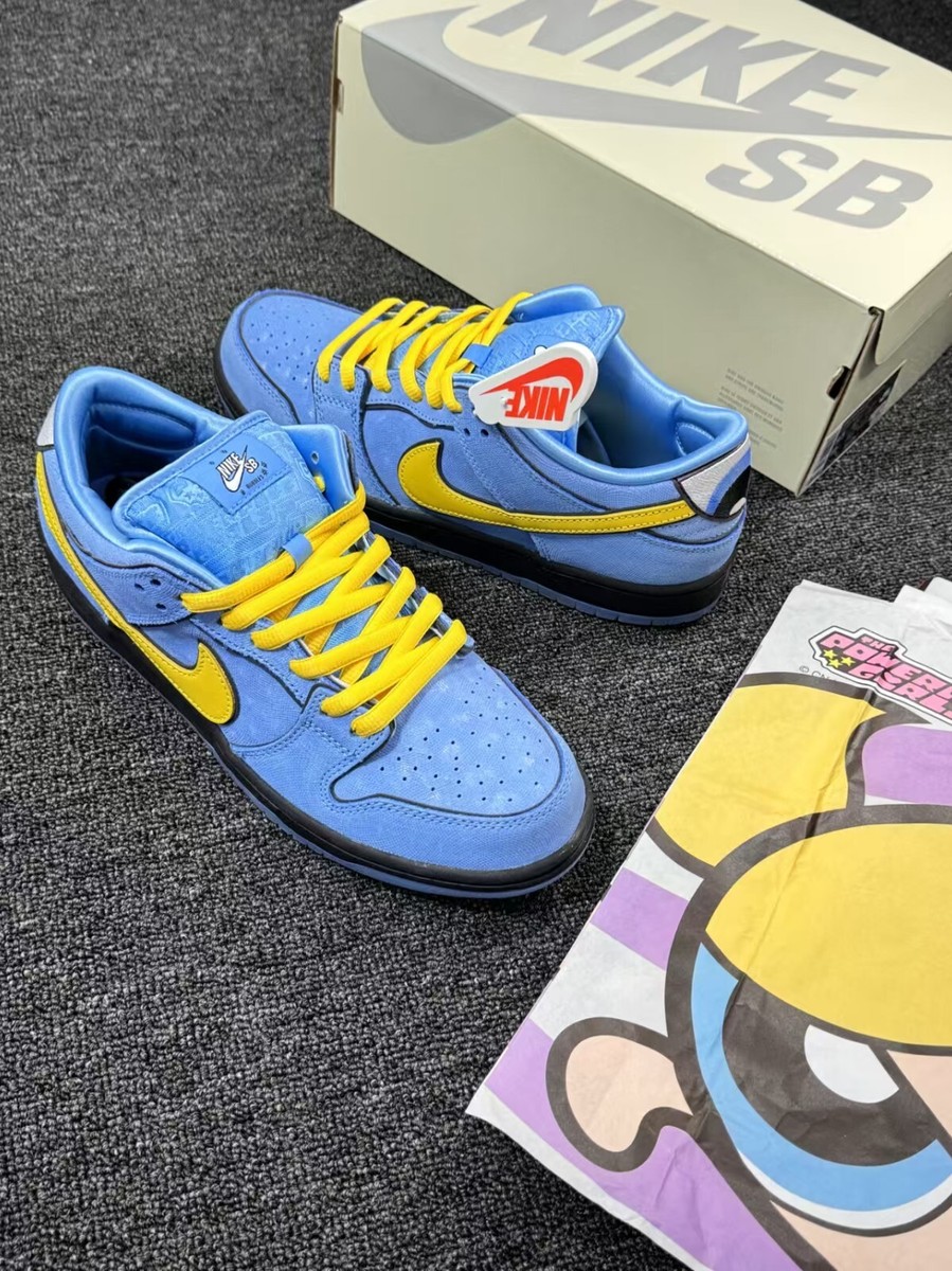 Nike SB Dunk Low x The Powerpuff Girls“Bubbles