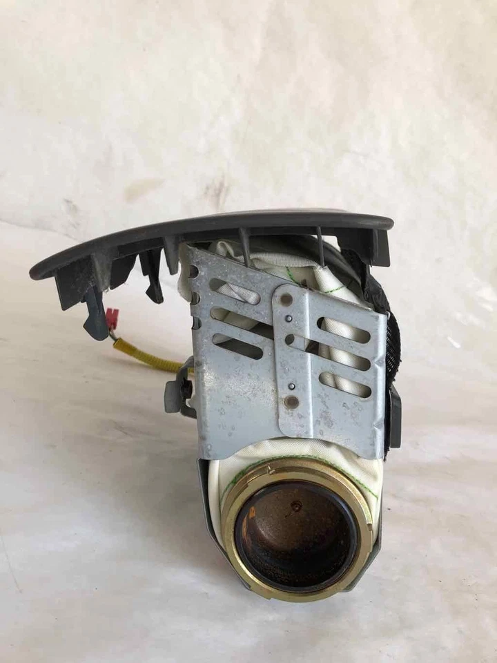 Bolsa de aire derecha MITSU MONTERO SPORT 1997-2004 tablero lado del pasajero Air SRS fabricante de equipos originales Foto 4 de 4