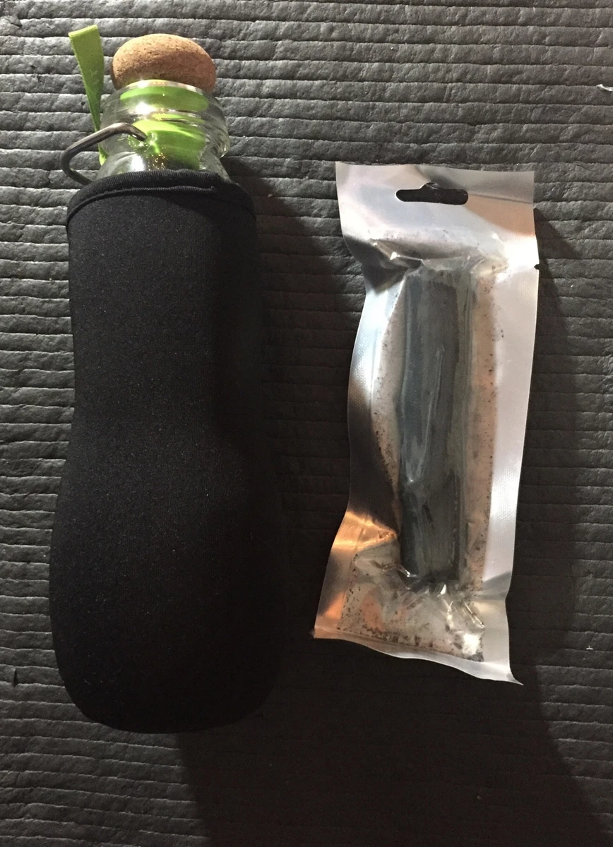 Black+Blum Glass Water Bottle | Olive