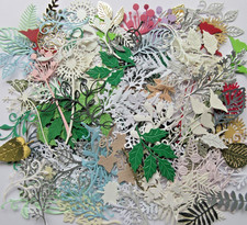 CRAFT CLEAROUT 150 DIECUT LEAVES ASSORTED DESIGNS & COLOURS
