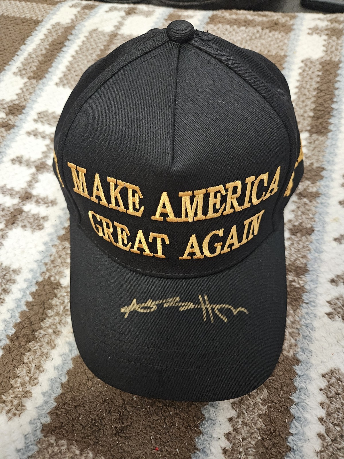 Antonio Brown Autographed Signed Pittsburgh Steelers Donald Trump Make America Great Again Hat Beckett 