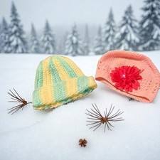 Vintage Toddler Knit Caps Lot of 2   Size S  Beanie Style  Multicolor