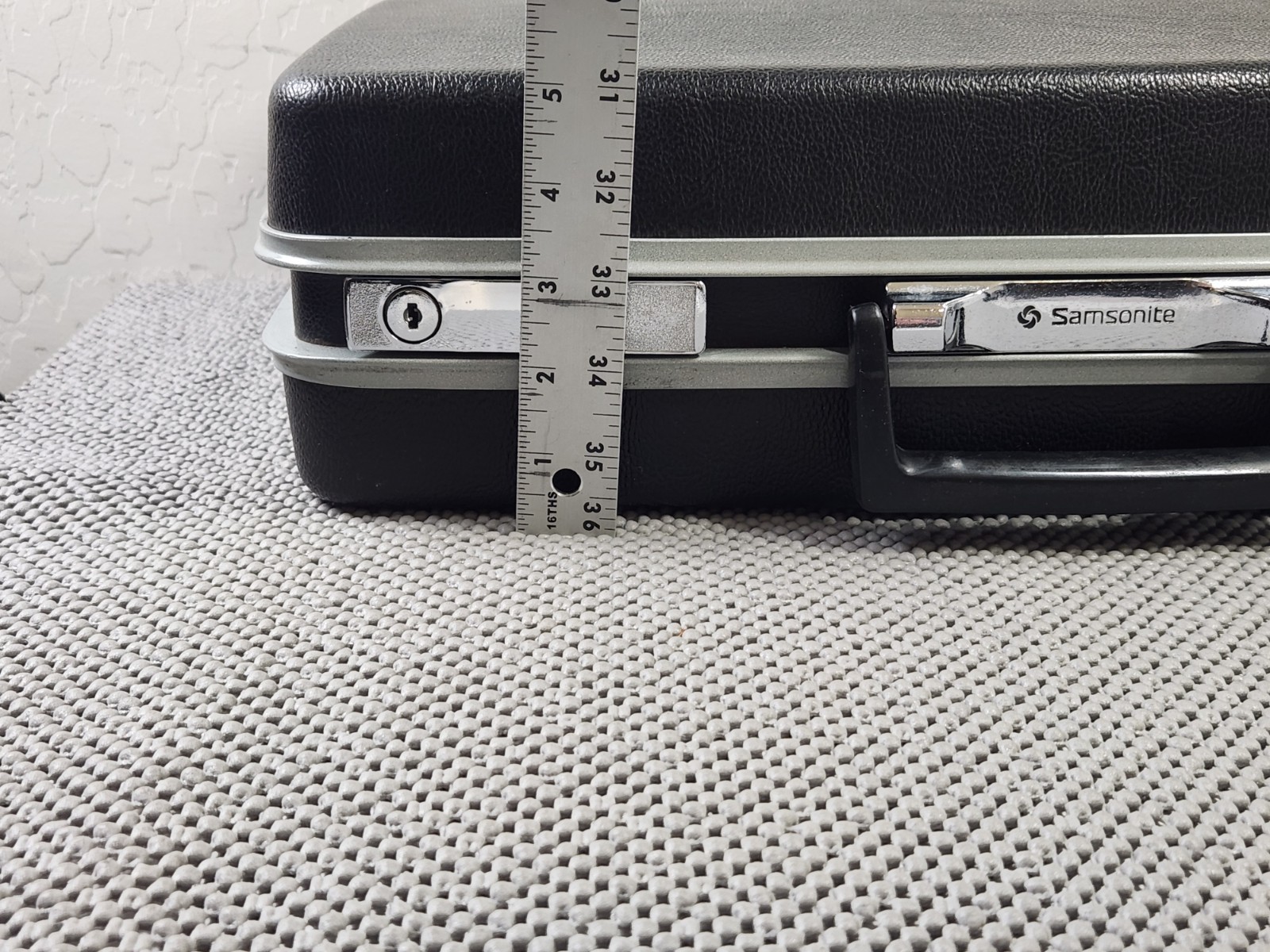 Samsonite Classic Black Hard Shell BriefCase 18x1… - image 17