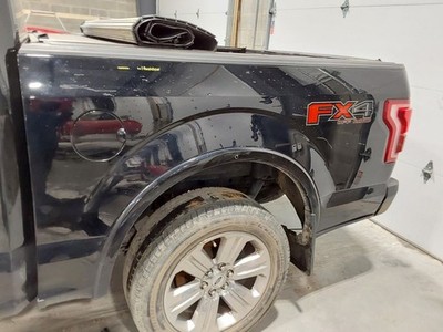 (LOCAL PICKUP ONLY) Bed Pickup Box 5' 6'' Box Fits 15-20 FORD F150 PICKUP 2867668