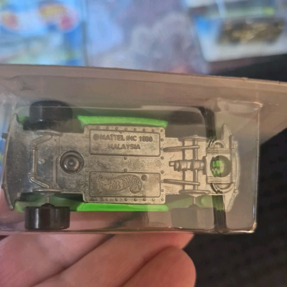 Hot Wheels Treasure Hunt Series 1995 VW Bug #5,1 de 10.000 Foto 3 de 4