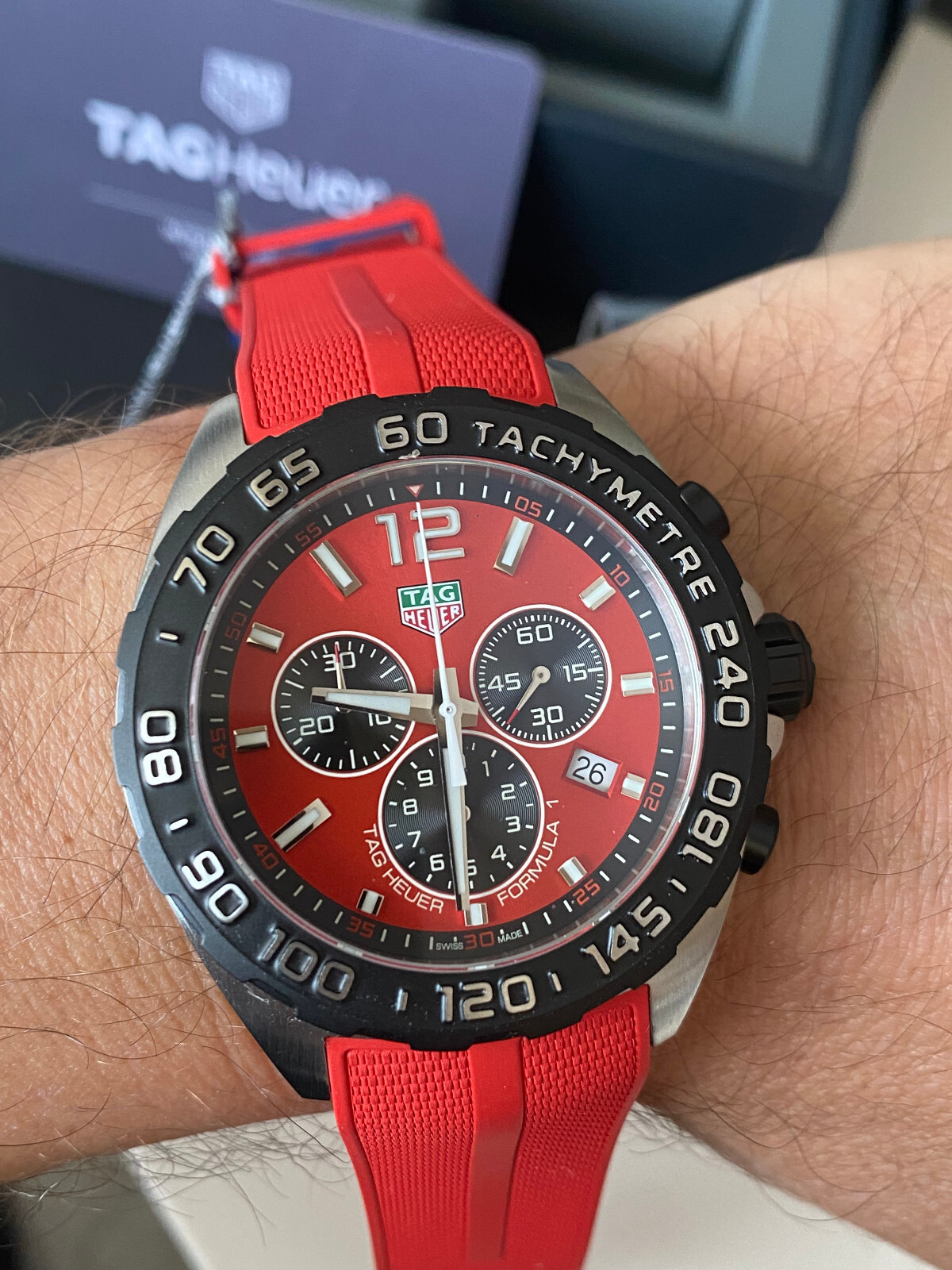 Tag Heuer Formula 1 Chronograph Mens Red Dial Quartz Watch 43mm CAZ101AN.FT8055  