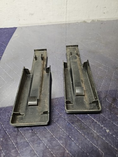 Jeep TJ Wrangler OEM Tailgate Hinges Covers Set Pair Black 2004 2005 2006 - Picture 2 of 3